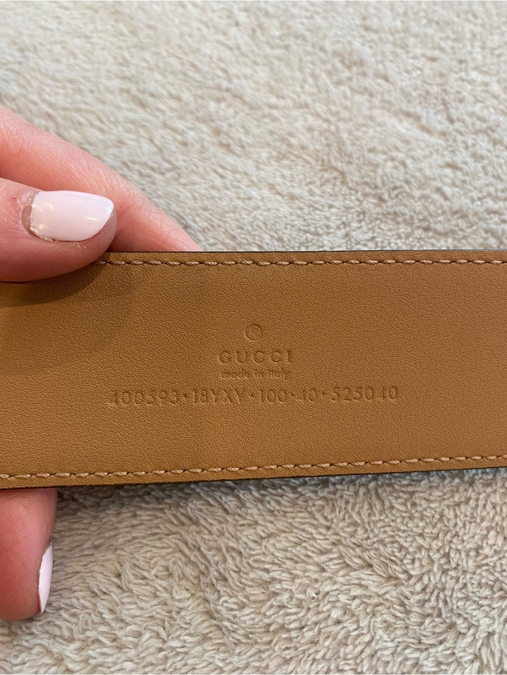 Gucci Tan Double G Logo Belt - Picture 2 of 3